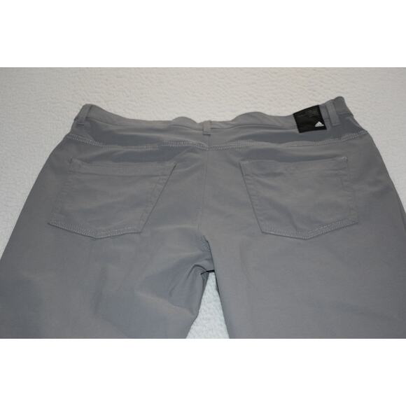 Adidas Chinos in Black and Gray 36x34 - Picture 4 of 11